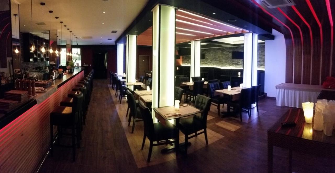 Sunset Split Couette-café Podstrana